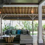 Villa Skyler